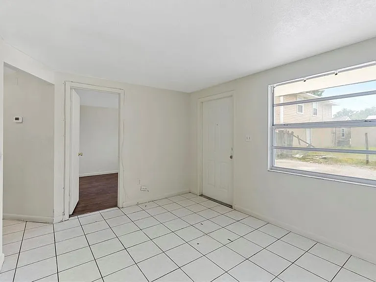 2788 41st Ave N #A-B — Photo 31