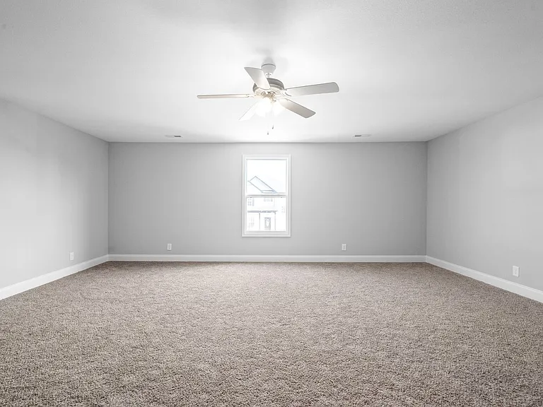 1042 Creek Way — Photo 25