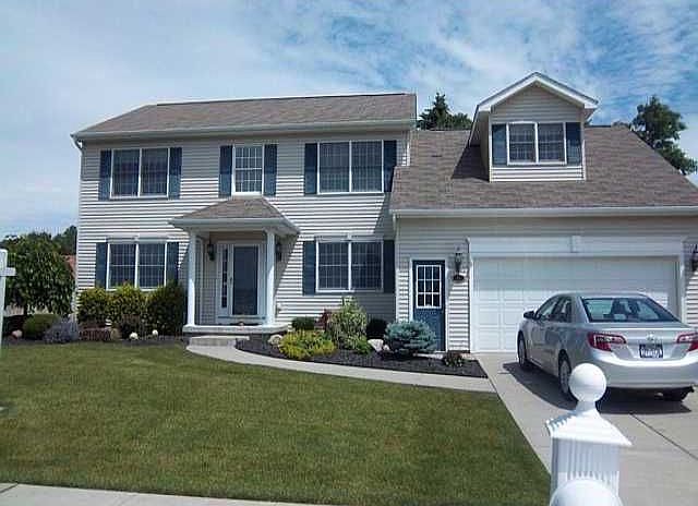 1st image of 17 Taylor Dr
