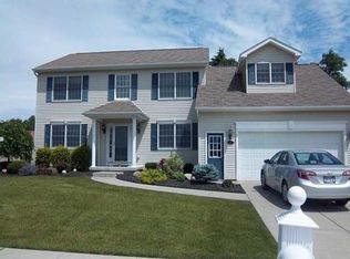 17 Taylor Dr, Buffalo, NY 14224