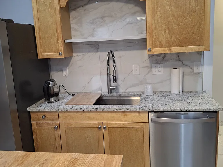 805 Ridgeway Ave #2 — Photo 4