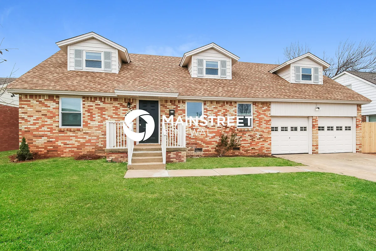 Front View - 4207 N Reeder Ave