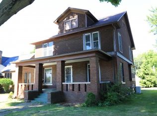 107 Michigan Ave, Sturgis, MI 49091