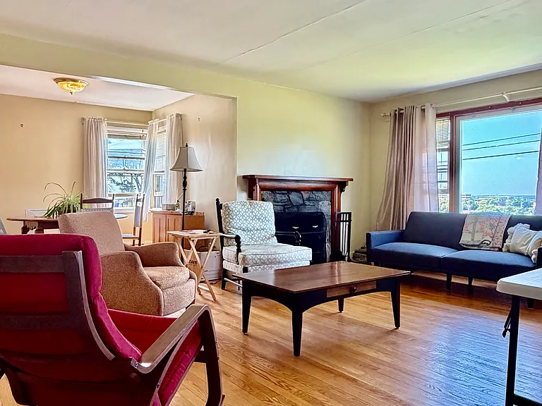 251 Browns Ln #A — Photo 10