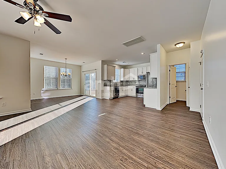 1506 Sanborll Landing Dr — Photo 6