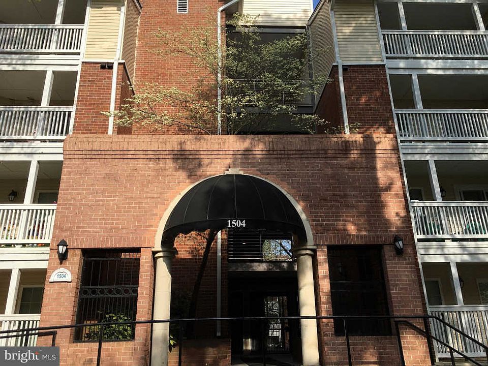 1st image of 1504 Lincoln Way APT 416