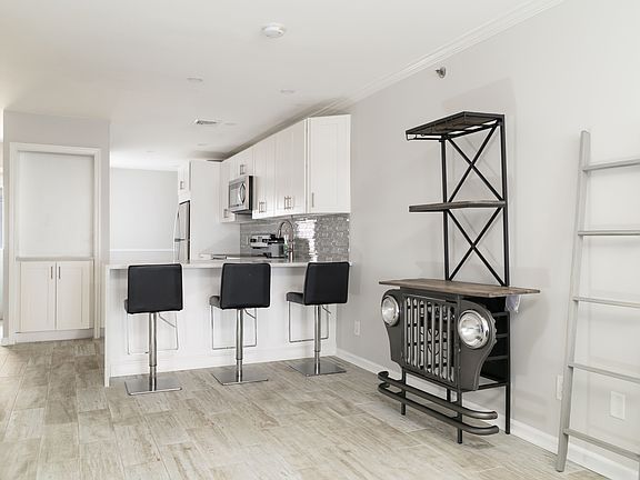 3rd image of 50 N Broadway APT 3