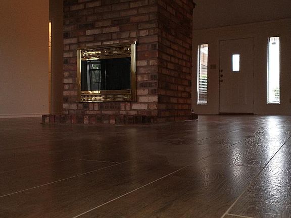 360 degree feature fireplace in living room