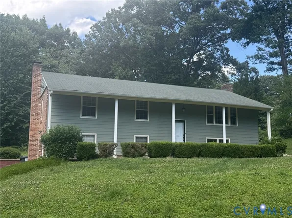 9110 Brucewood Dr, North Chesterfield, VA 23235