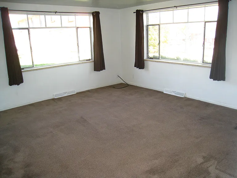 767 Miller Ct — Photo 4