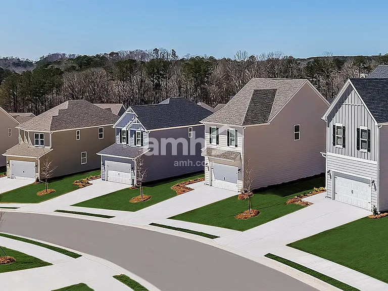1048 Highland St — Photo 37