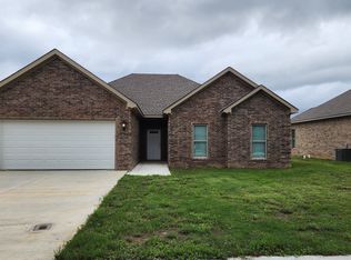 2203 Everett Dr, Jonesboro, AR 72401