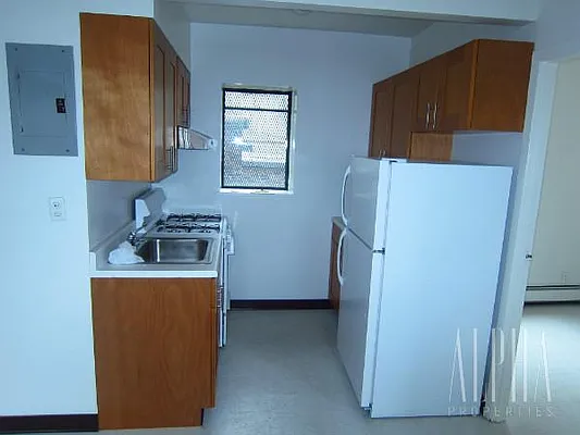 Rented by Alpha Properties NYC I LLC | media 10