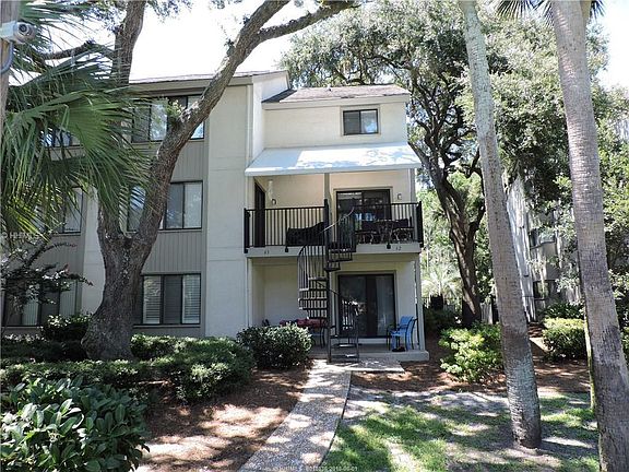 2nd image of 36 Deallyon Ave APT 62