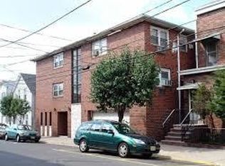 116 71st St APT 13, Guttenberg, NJ 07093