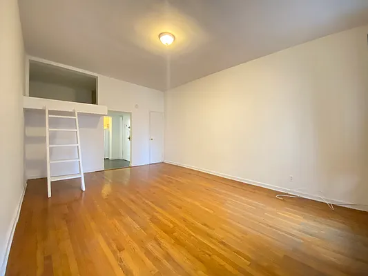 Rented by REAL New York | media 13