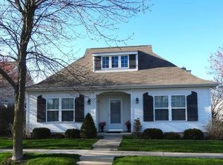 215 Ballantrae St, Valparaiso, IN 46385