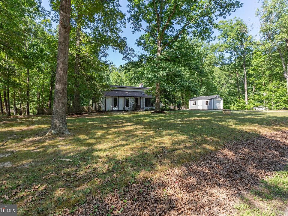 1st image of 6906 Aspen Ln