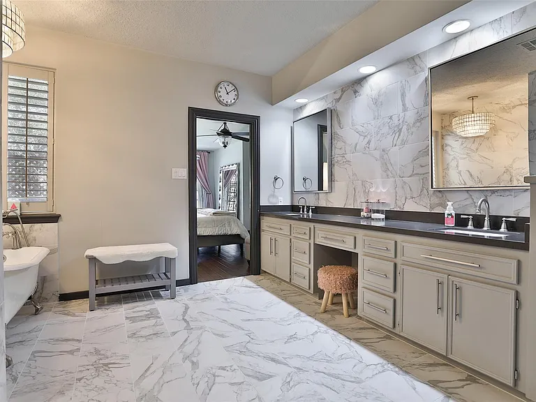 1818 Brookchester Dr — Photo 37