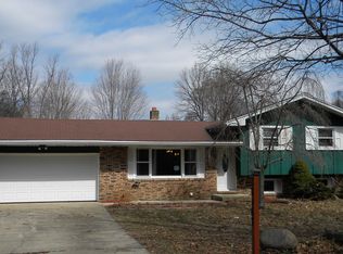 30467 Sycamore Ln, Elkhart, IN 46514