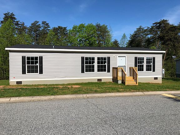 2nd image of 122 Brookview Dr