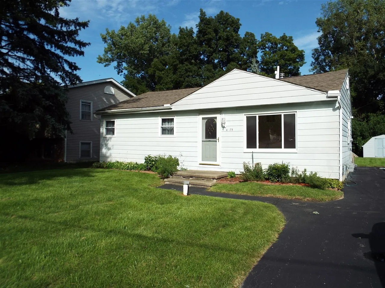 4475 Sheldon Ln photo 1