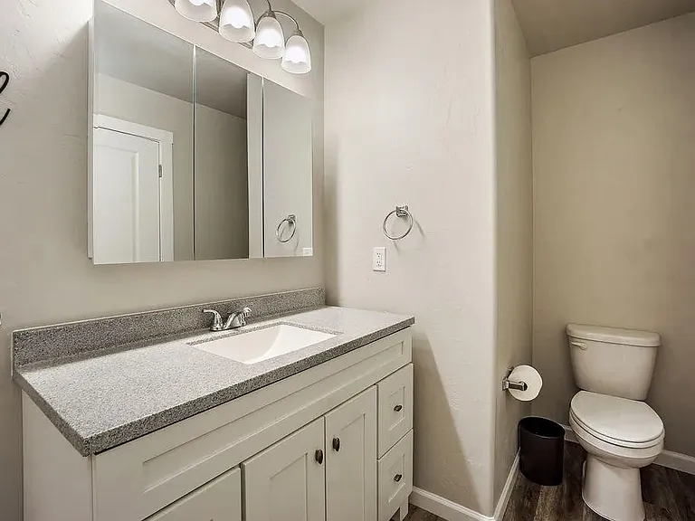 7810 Jacqueline Way — Photo 9