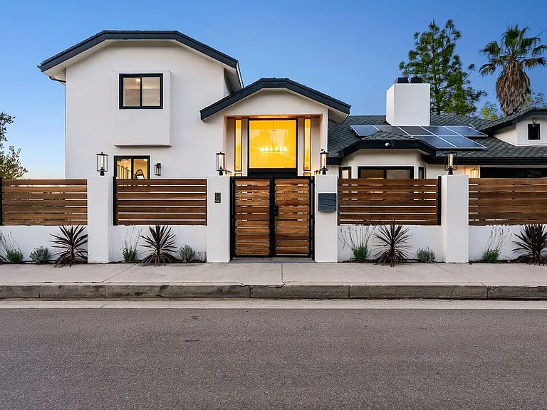11559 Dona Teresa Dr — Photo 2