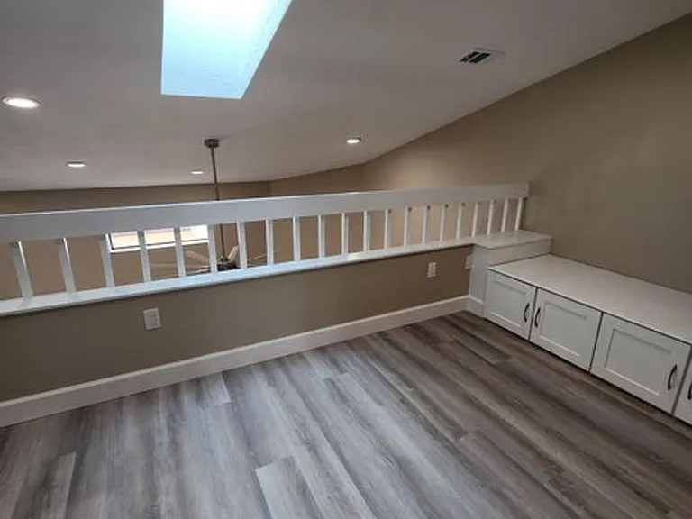 304 Wilson Ave — Photo 33