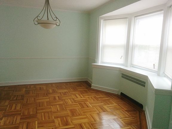 4th image of 821 Guenther Ave