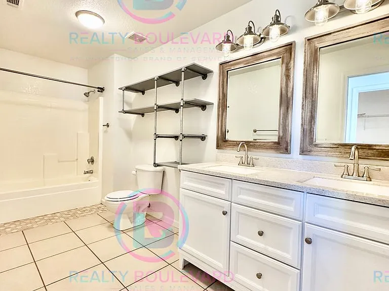9685 Canyon Meadows Dr — Photo 13