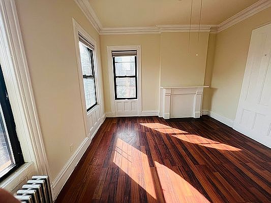 3rd image of 131 Lafayette Ave #4