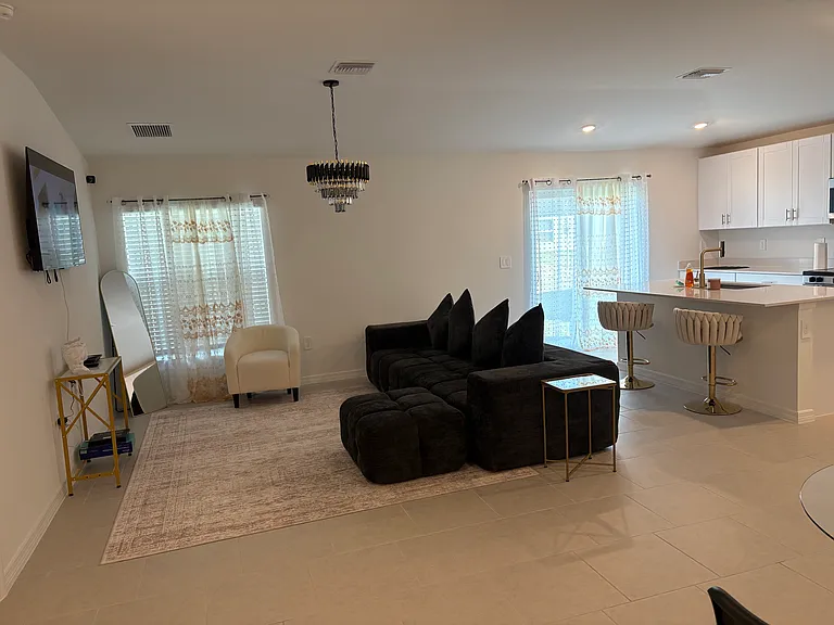 17269 Cantu Ct — Photo 6