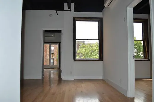 Rented by Dream Space Realty | media 43