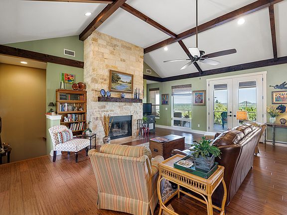 5th image of 729 Hill Country Trl