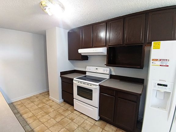 4th image of 1021 S Orchard St #A