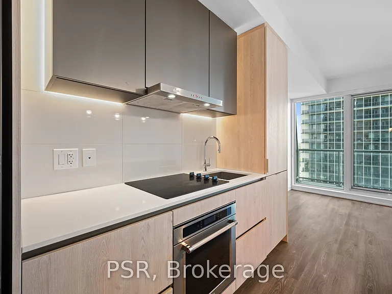 11 Ordnance St #1901 — Photo 2