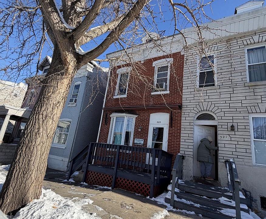 2nd image of 323 Lombard St