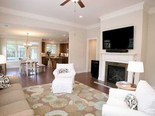 3rd image of 3146 Scarlet Oak Ln