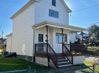 1132 McMahon Ave, Monessen, PA