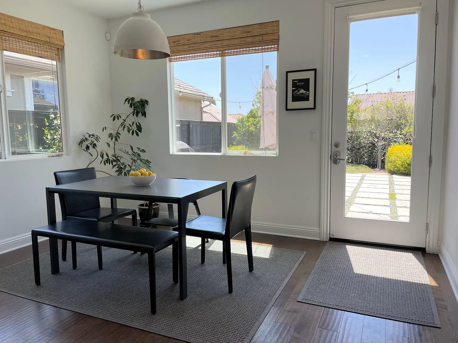 3 bed, 1639 sqft, $4,400 — Photo 3
