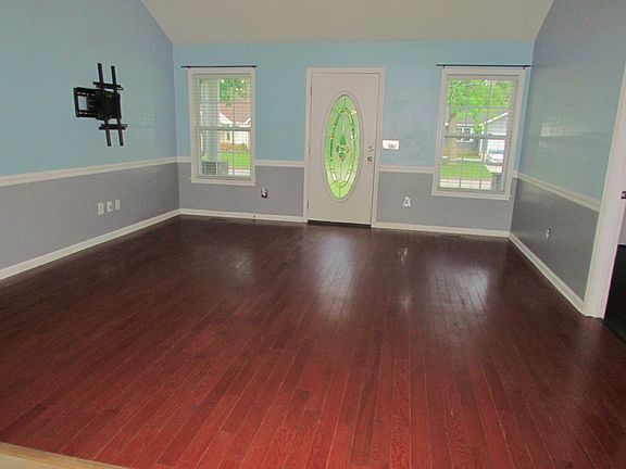 2nd image of 59 Dogwood Trl