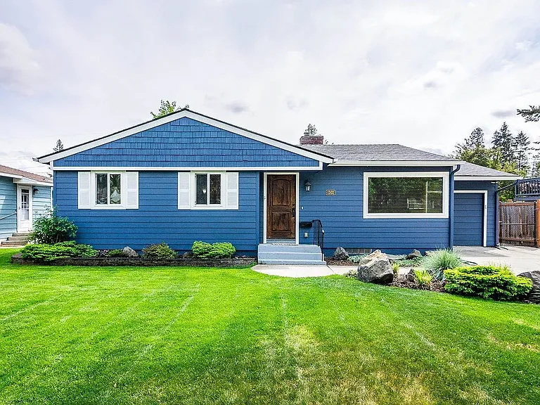 1202 E 36th Ave — Photo 1