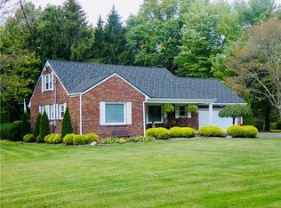 233 Lapin Ln, Pulaski, PA