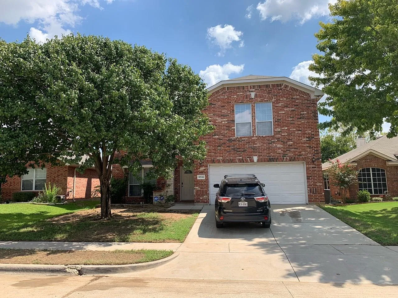 4 bed, 2.5 bath, 2529 sqft, $2,450 — Photo 1