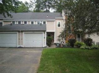 20 Willard Dr, Clifton Park, NY 12065