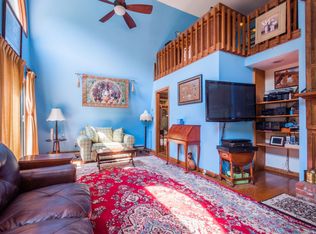 85 Ramstein Rd, New Hartford, CT 06057