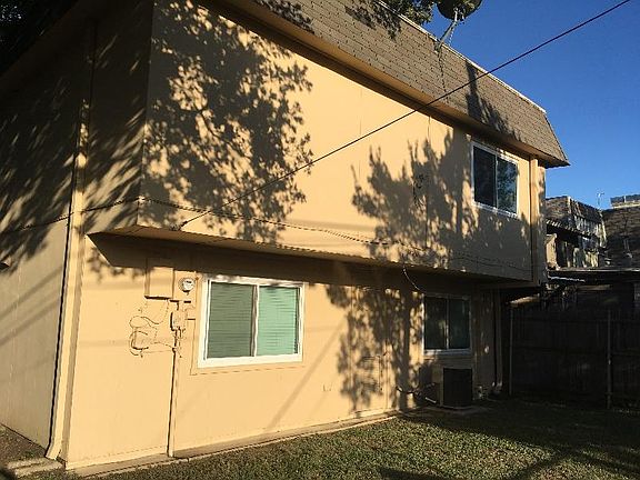 3rd image of 1400 El Camino Real