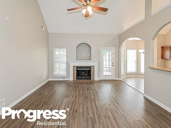 4th image of 4934 Rosebrook Cir E