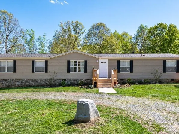 53 Swan Creek Rd, Gladys, VA 24554